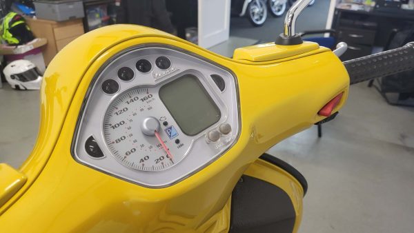 2006 Vespa GTS 250 *SOLD* - Image 6