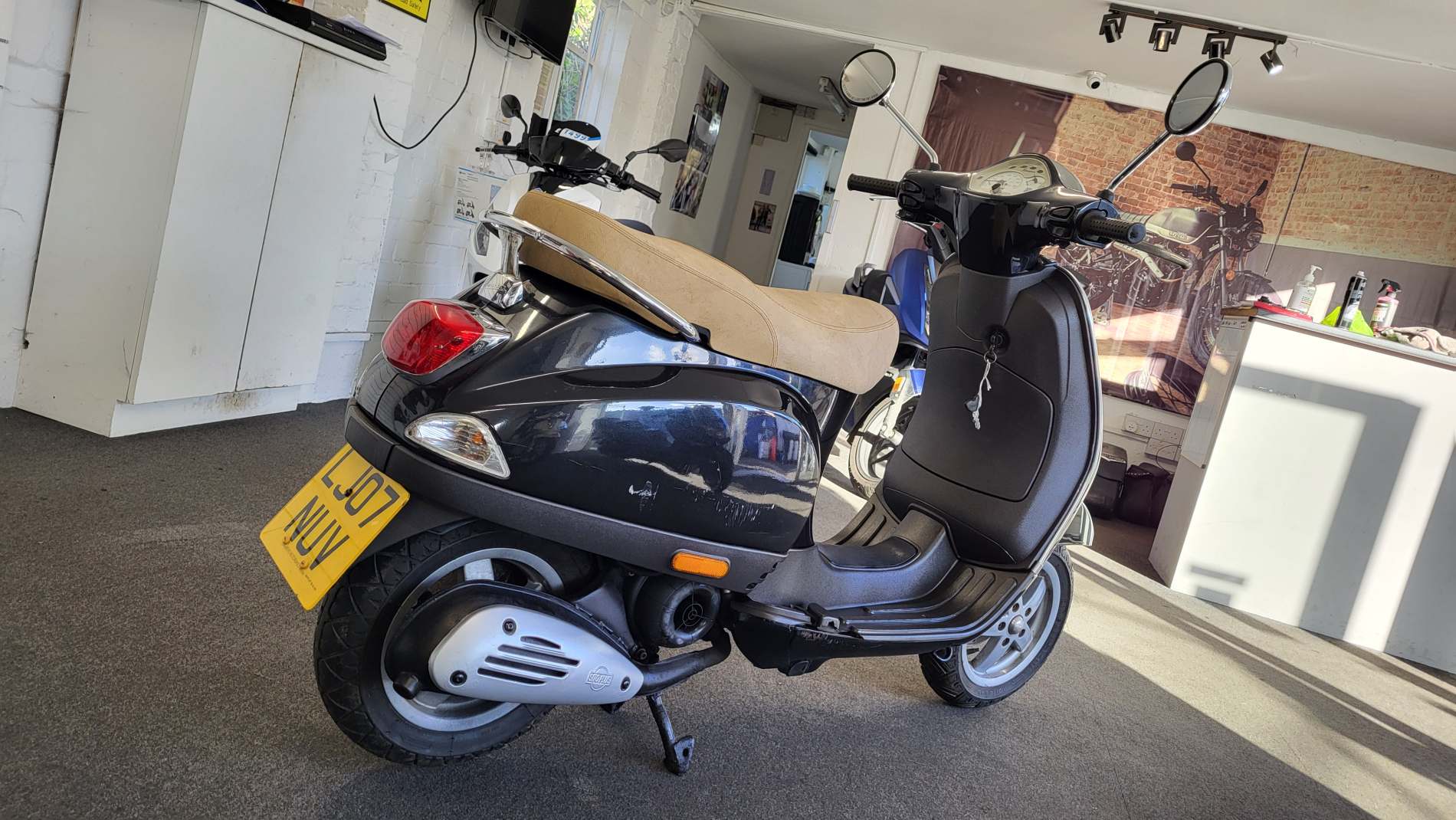 2007 Vespa LX50 2-Stroke *SOLD* - Image 4