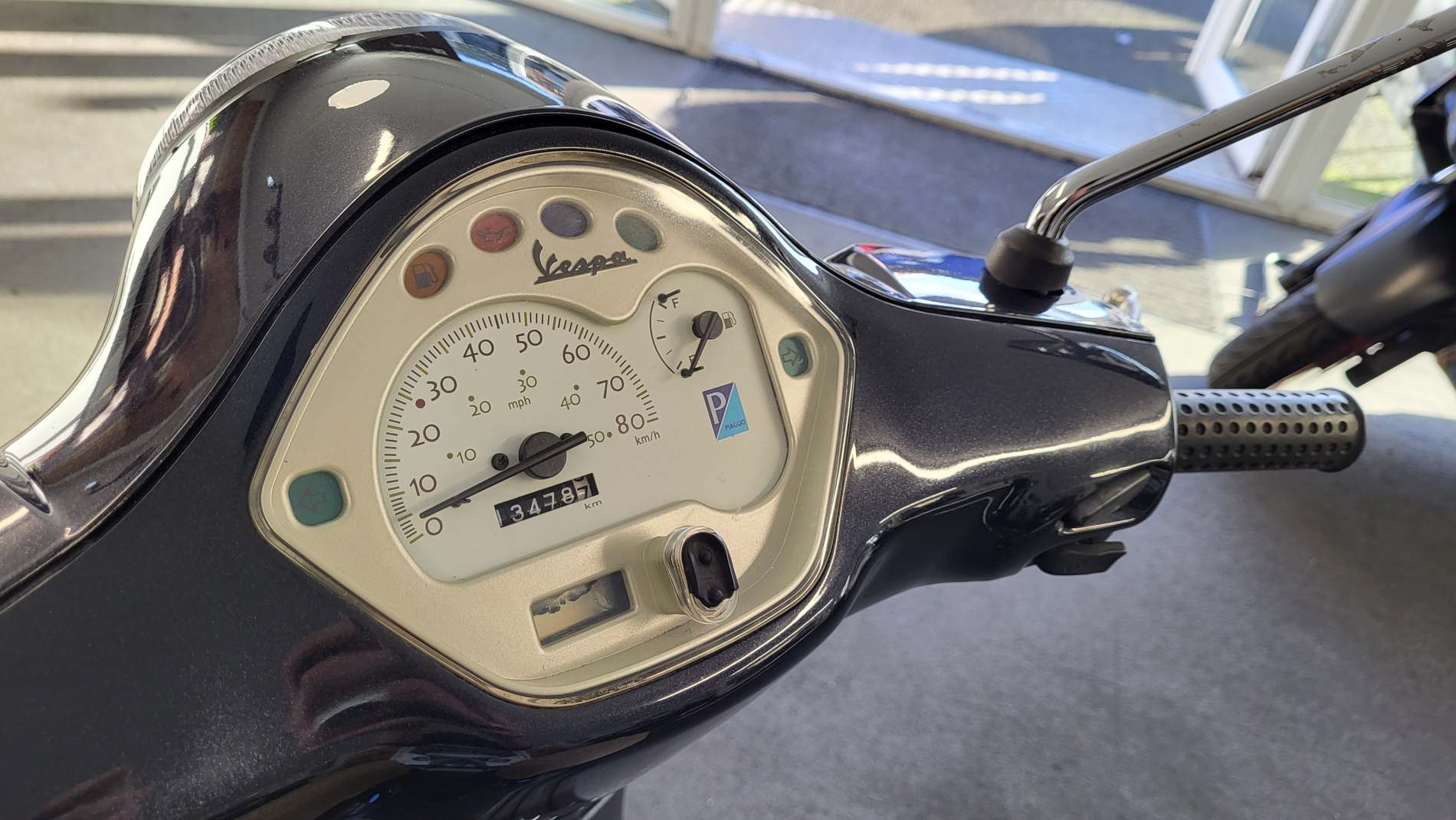 2007 Vespa LX50 2-Stroke *SOLD* - Image 5