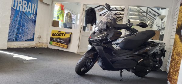 2025 Lexmoto Aura *SOLD* - Image 3