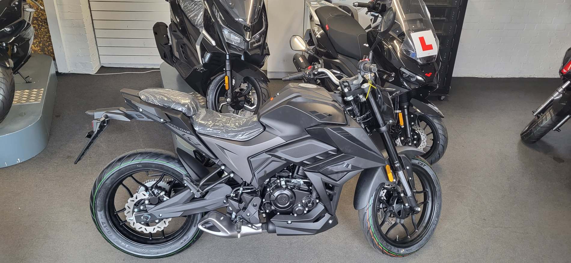 *2026 Lexmoto LS-Z - 125cc - Learner Legal - Image 3